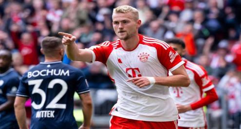 بايرن ميونيخ يعلن نبأ سارًا بشأن دي ليخت